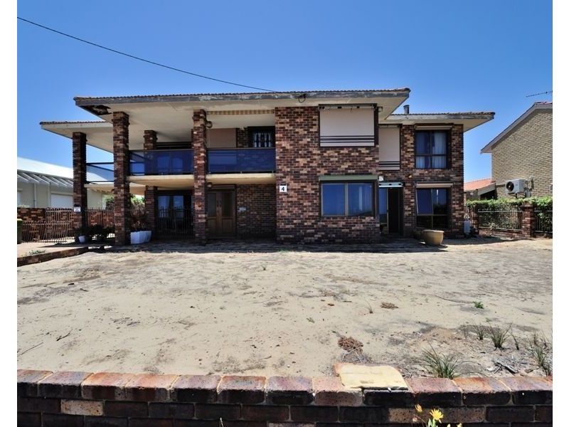 4 Arcadia Drive, Shoalwater WA 6169