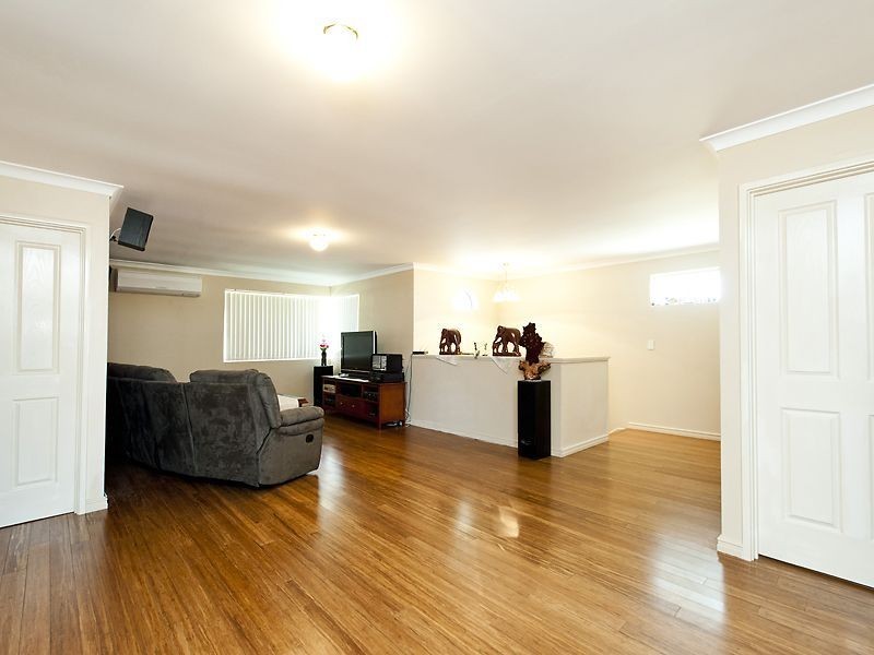 54 Fendam Street, Warnbro WA 6169