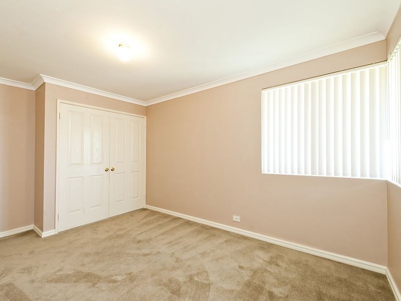 54 Fendam Street, Warnbro WA 6169