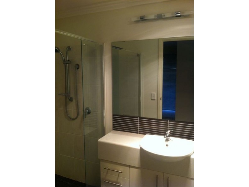 2/20 Lake Street, Rockingham WA 6168