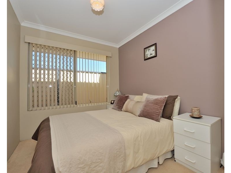 2/62 Parkin Street, Rockingham WA 6168