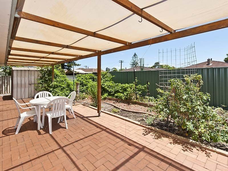 101 Council Avenue, Rockingham WA 6168