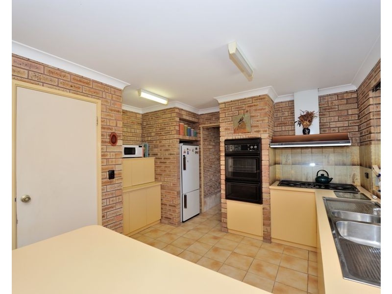 14A Mariner Place, Cooloongup WA 6168