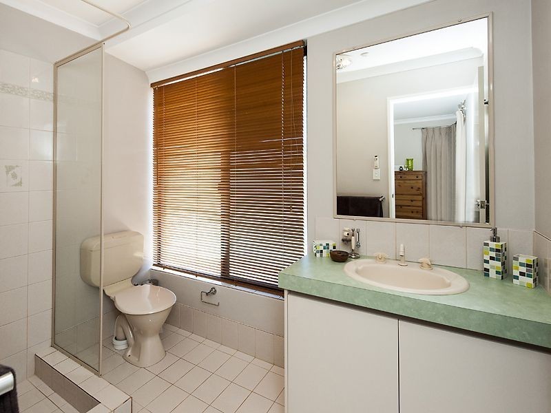 22 Pollard Way, Warnbro WA 6169