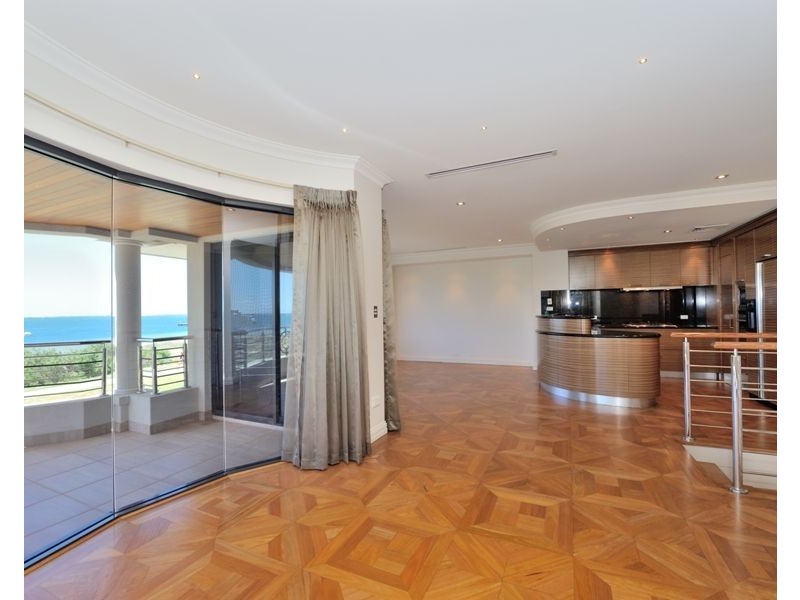 6/131 Esplanade, Rockingham WA 6168