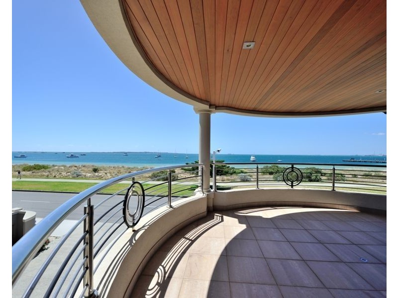 6/131 Esplanade, Rockingham WA 6168