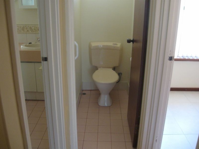 16 Nevis Place, Safety Bay WA 6169