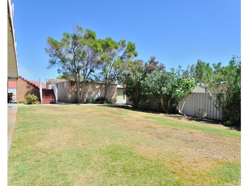 3/12 Harrison Street, Rockingham WA 6168