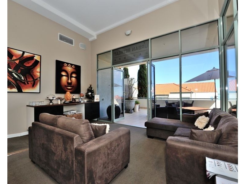 14/5-7 Railway Terrace, Rockingham WA 6168