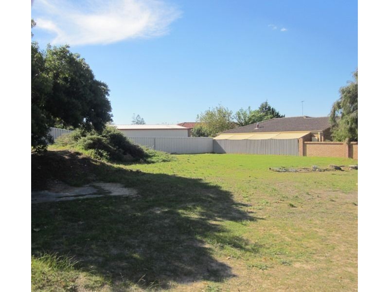 56 Gloucester Crescent, Shoalwater WA 6169