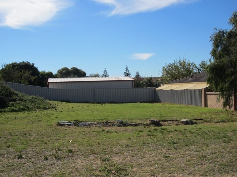 56 Gloucester Crescent, Shoalwater WA 6169