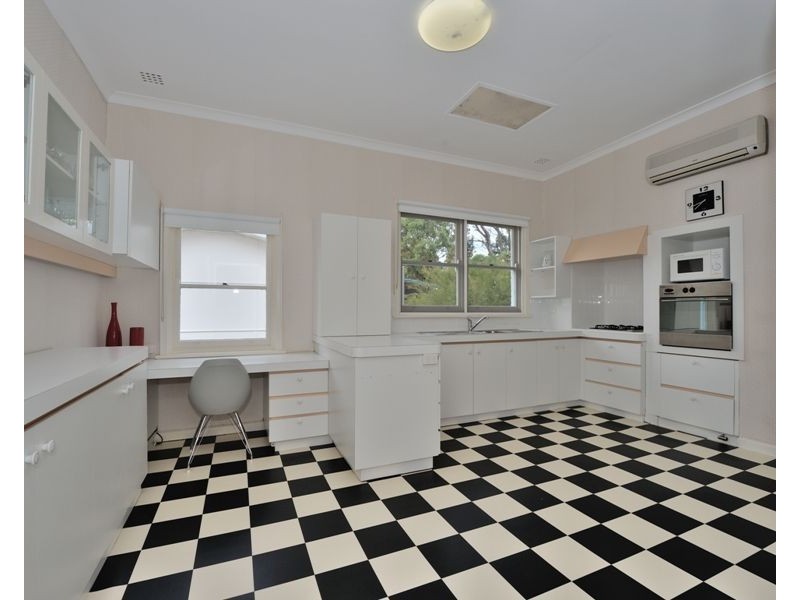 23 Gloucester Avenue, Shoalwater WA 6169