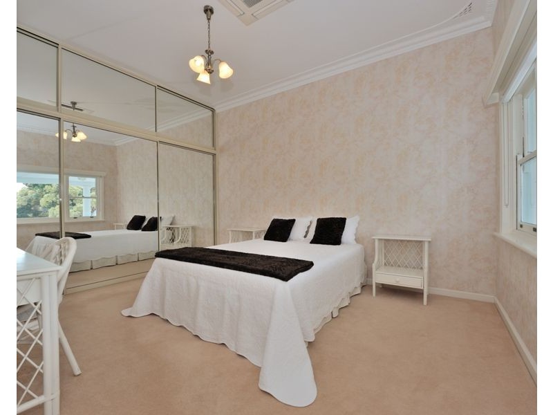 23 Gloucester Avenue, Shoalwater WA 6169