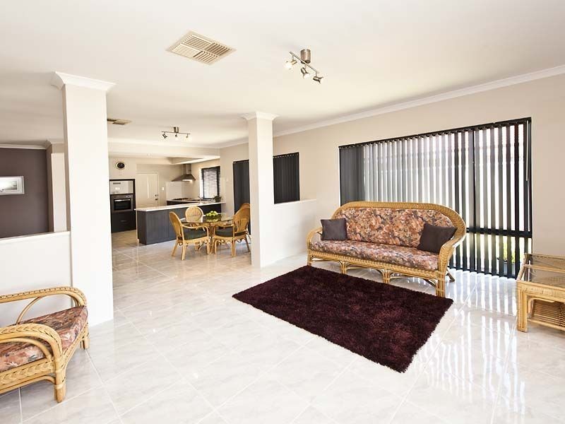 64 Morfontaine Parade, Port Kennedy WA 6172