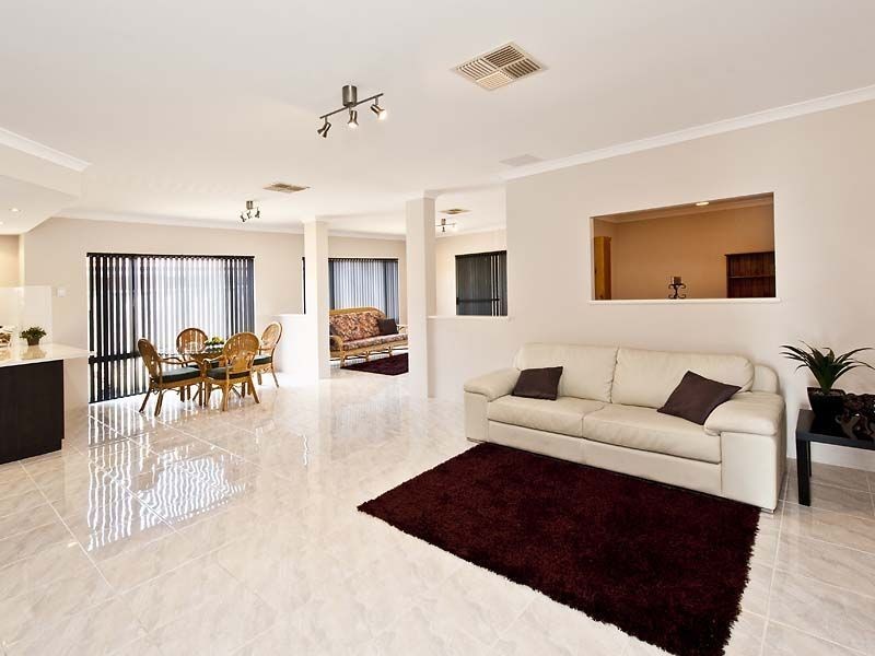 64 Morfontaine Parade, Port Kennedy WA 6172