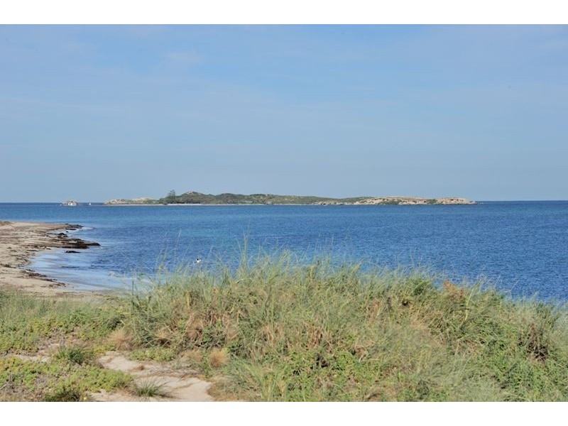 106 Gloucester Crescent, Shoalwater WA 6169