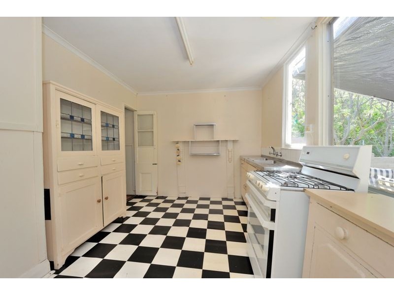 106 Gloucester Crescent, Shoalwater WA 6169