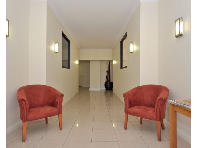 2/59 Rockingham Beach Road, Rockingham WA 6168