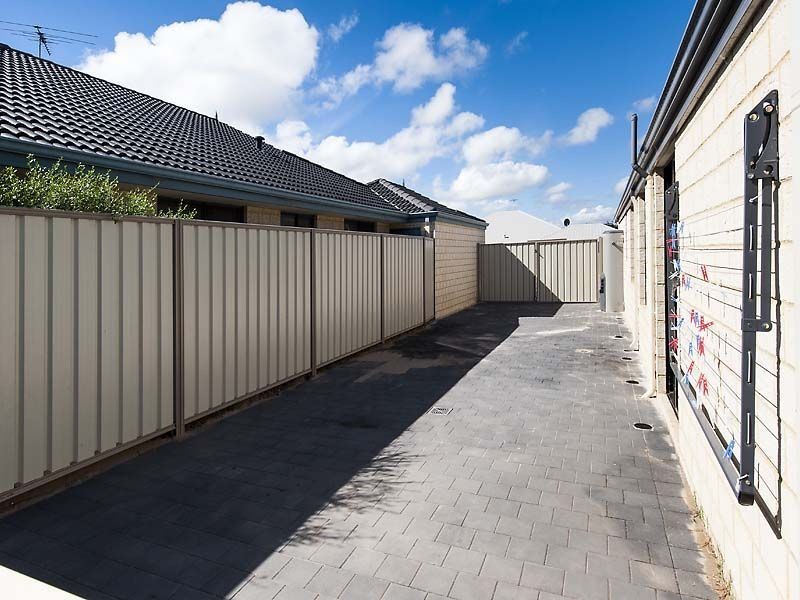 9 Gantheaume Parade, Secret Harbour WA 6173