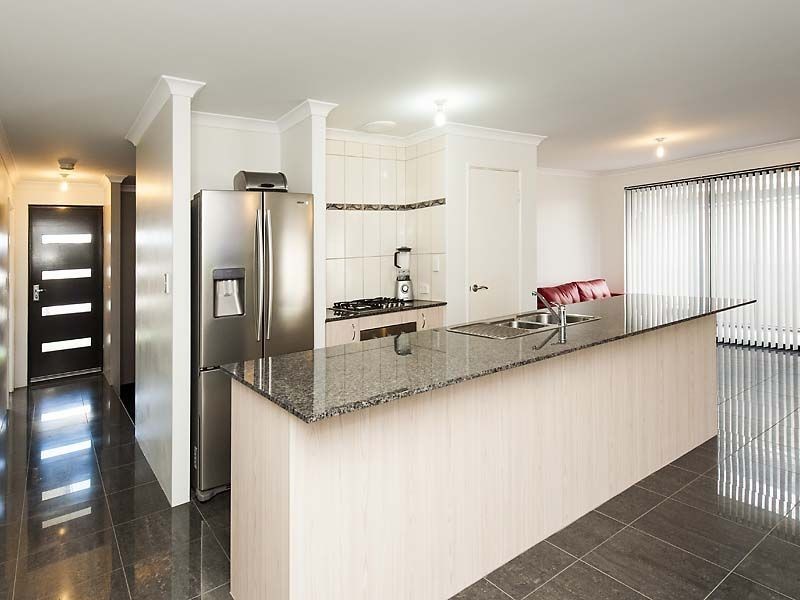 9 Gantheaume Parade, Secret Harbour WA 6173