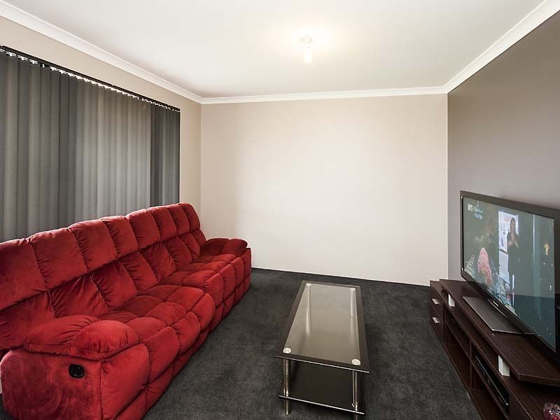 9 Gantheaume Parade, Secret Harbour WA 6173