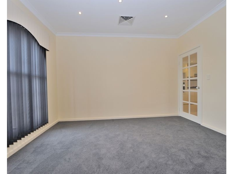 9 Villefranche Rise, Port Kennedy WA 6172