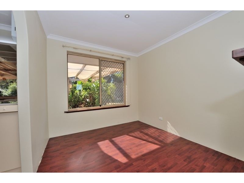 13 Shell Close, Cooloongup WA 6168