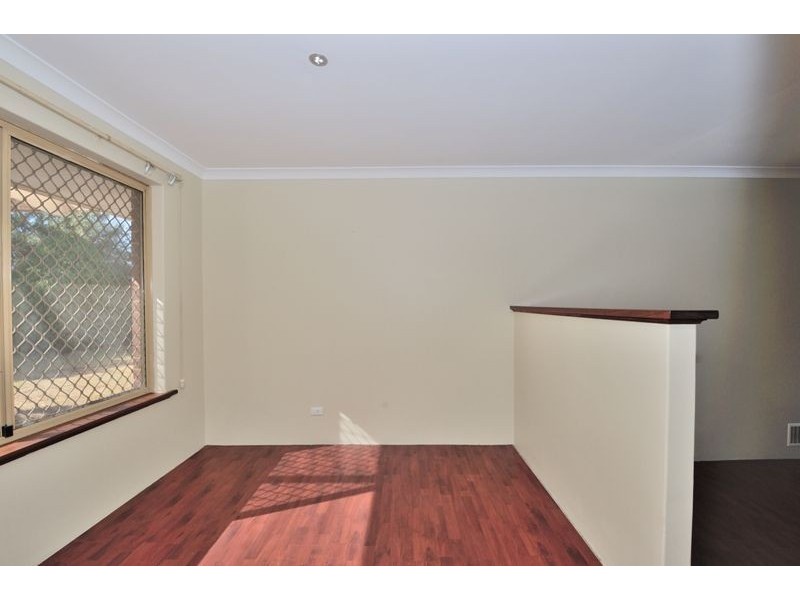 13 Shell Close, Cooloongup WA 6168