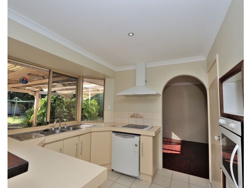13 Shell Close, Cooloongup WA 6168