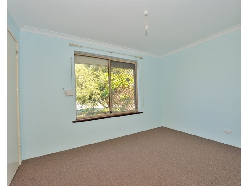 13 Shell Close, Cooloongup WA 6168