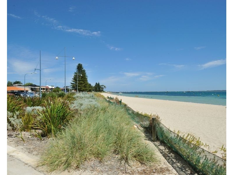 7 Bell Street, Rockingham WA 6168