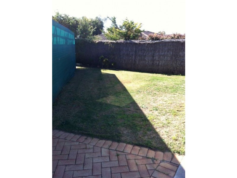 29 Arkwell Avenue, Rockingham WA 6168