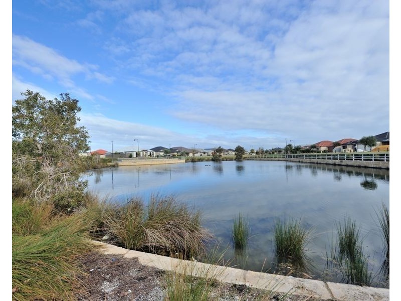 11 Rothbury Parade, Rockingham WA 6168