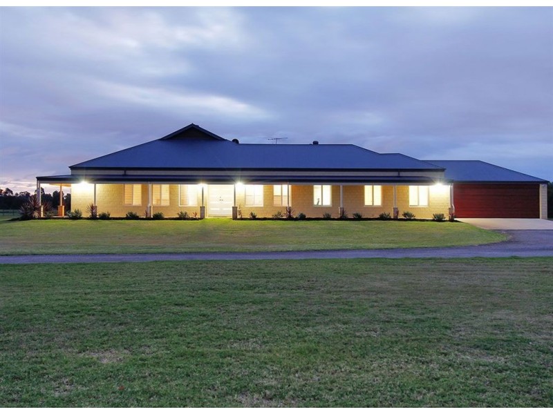 85 Honeymyrtle Loop, Forrestdale WA 6112