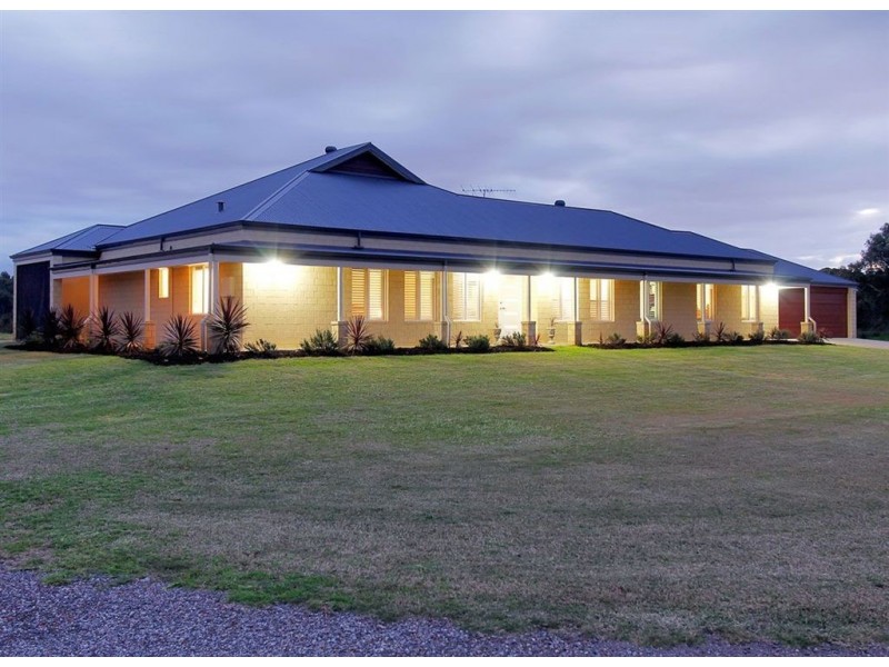 85 Honeymyrtle Loop, Forrestdale WA 6112