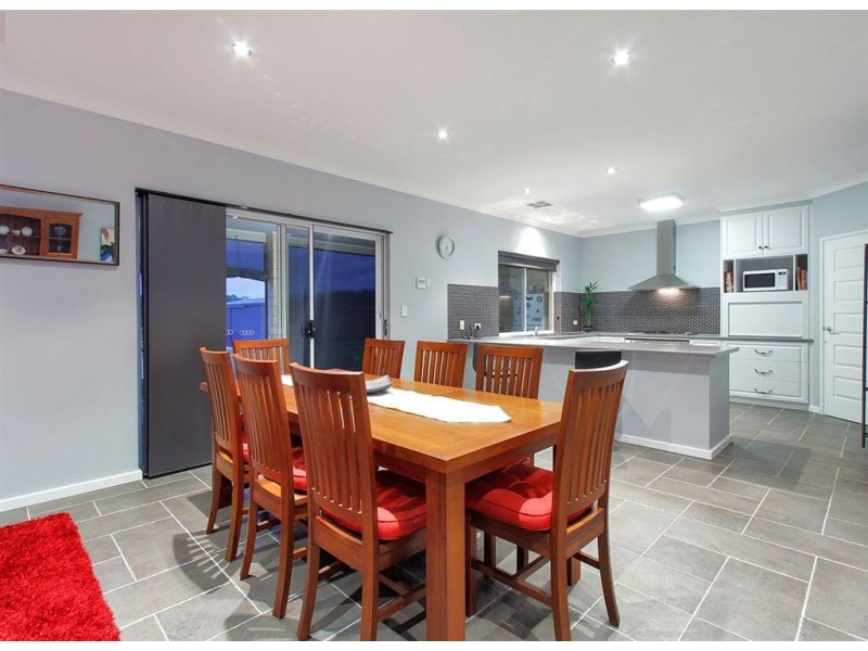 85 Honeymyrtle Loop, Forrestdale WA 6112