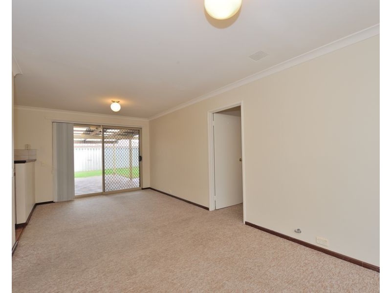 14 Coronata Drive, Warnbro WA 6169