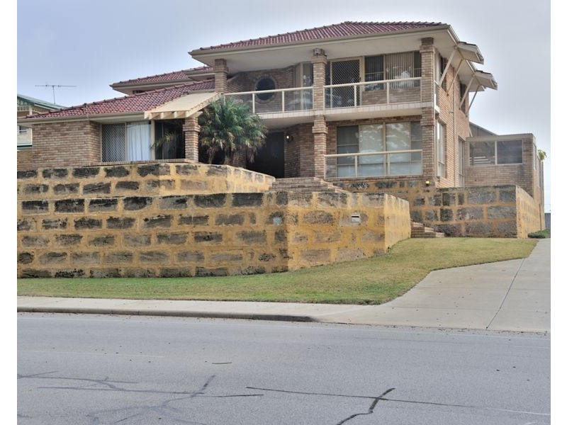 200 Arcadia Drive, Shoalwater WA 6169