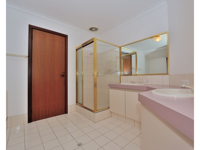 200 Arcadia Drive, Shoalwater WA 6169