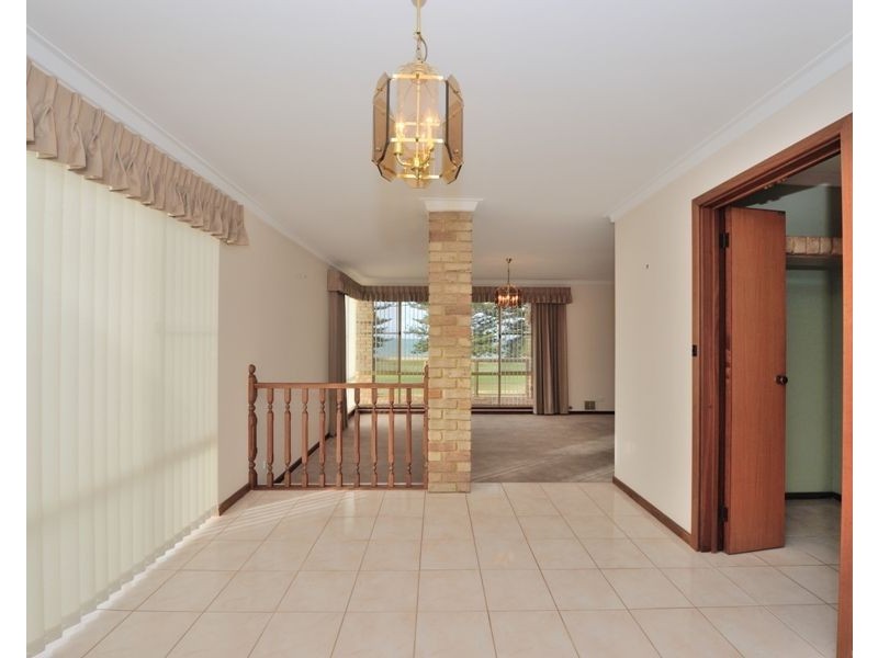 200 Arcadia Drive, Shoalwater WA 6169