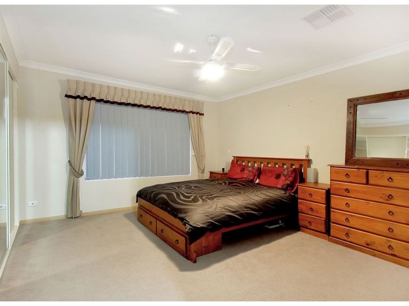 26 Tryall Avenue, Port Kennedy WA 6172