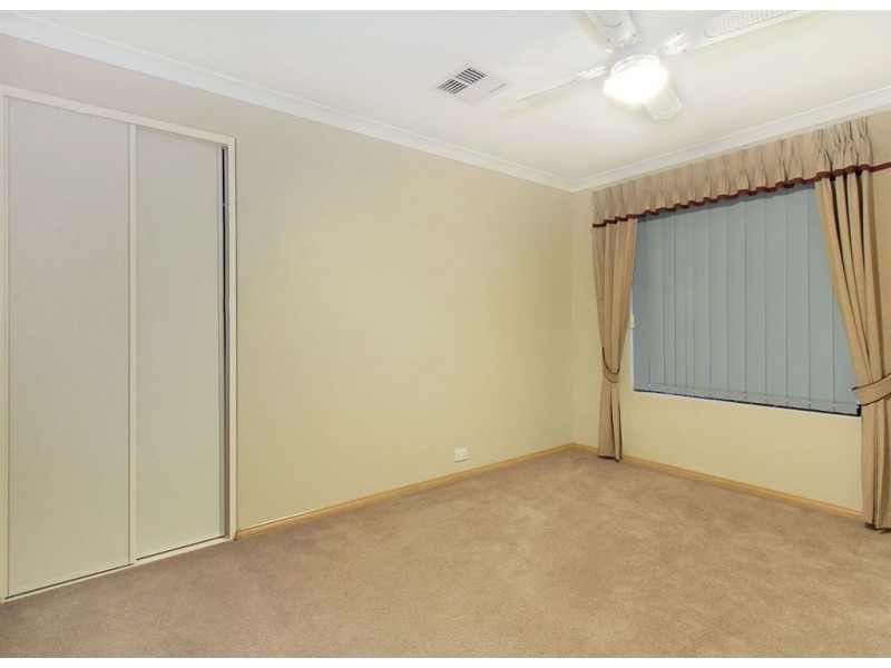 26 Tryall Avenue, Port Kennedy WA 6172