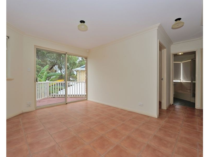 11 Salkilld Lane, Rockingham WA 6168