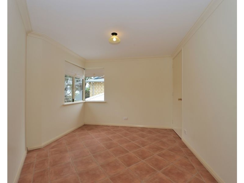 11 Salkilld Lane, Rockingham WA 6168