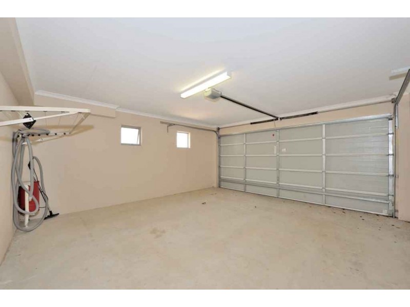 1 to 8/22 Roscoe Turn, Rockingham WA 6168