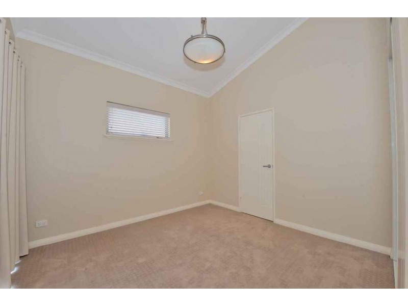 1 to 8/22 Roscoe Turn, Rockingham WA 6168