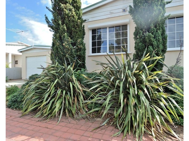 46 Thorpe Street, Rockingham WA 6168