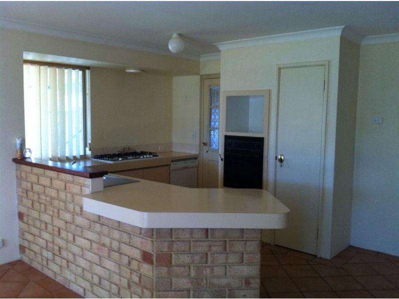 18 Kongal Heights, Leda WA 6170