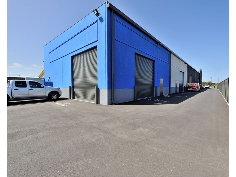 4/53B Dixon Road, Rockingham WA 6168