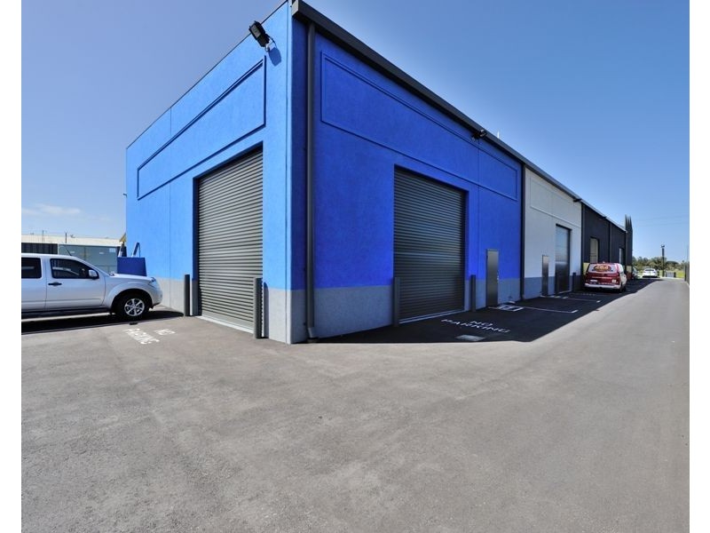 4/53B Dixon Road, Rockingham WA 6168